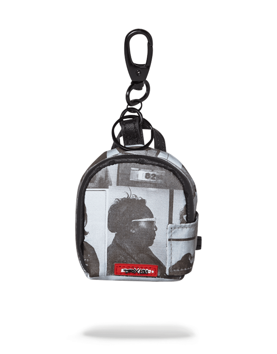LAQUAN SMITH SCAMMER 3M KEYCHAIN (SMELL PROOF)