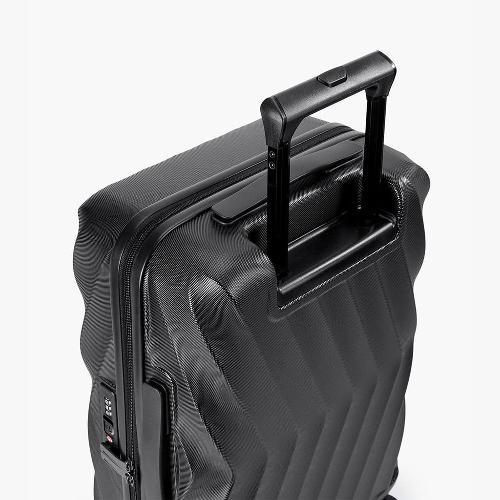 Globetrotter 20" Hardside Rolling Carry-on Stylish Suitcase