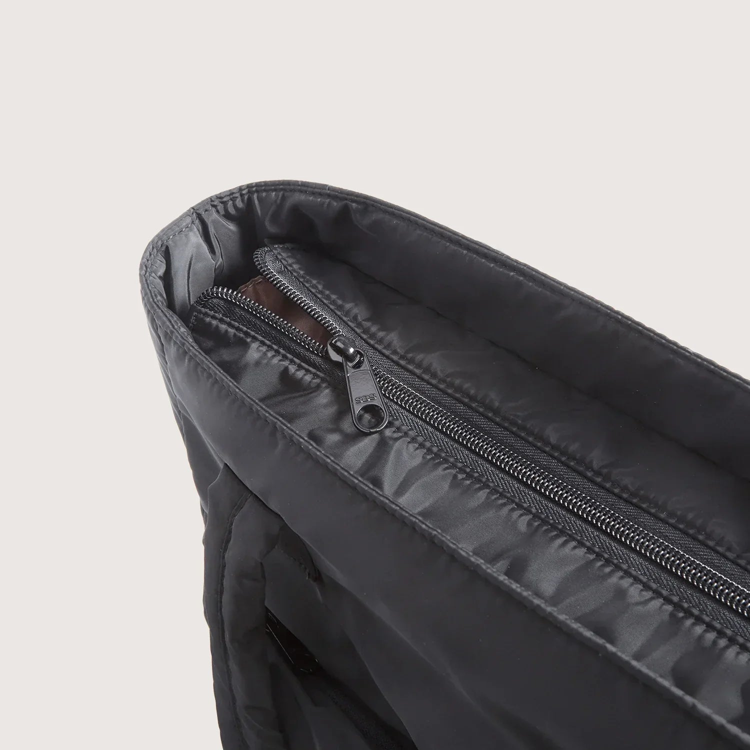 Bubble 21L Puffy Tote