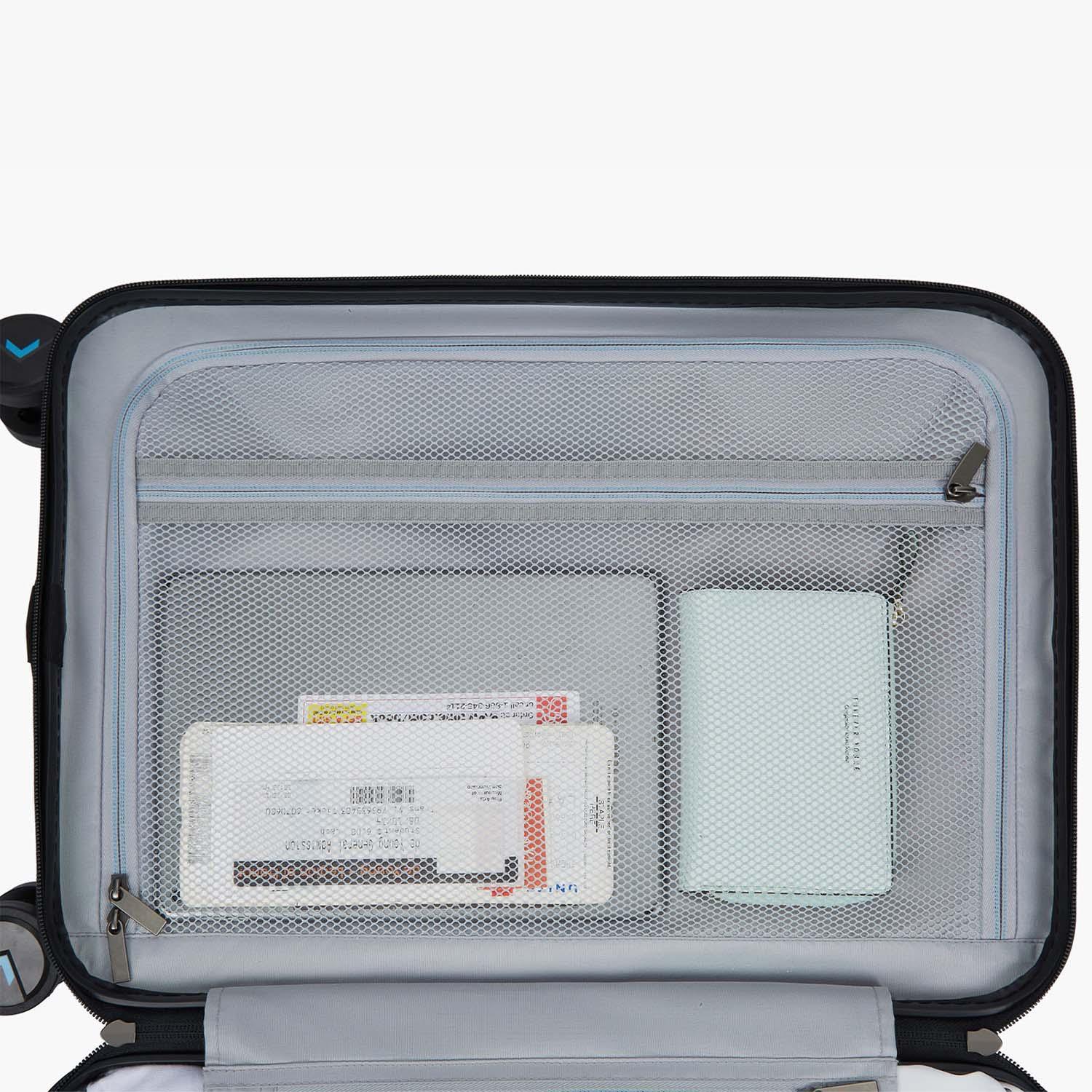 Globetrotter 20" Hardside Rolling Carry-on Stylish Suitcase