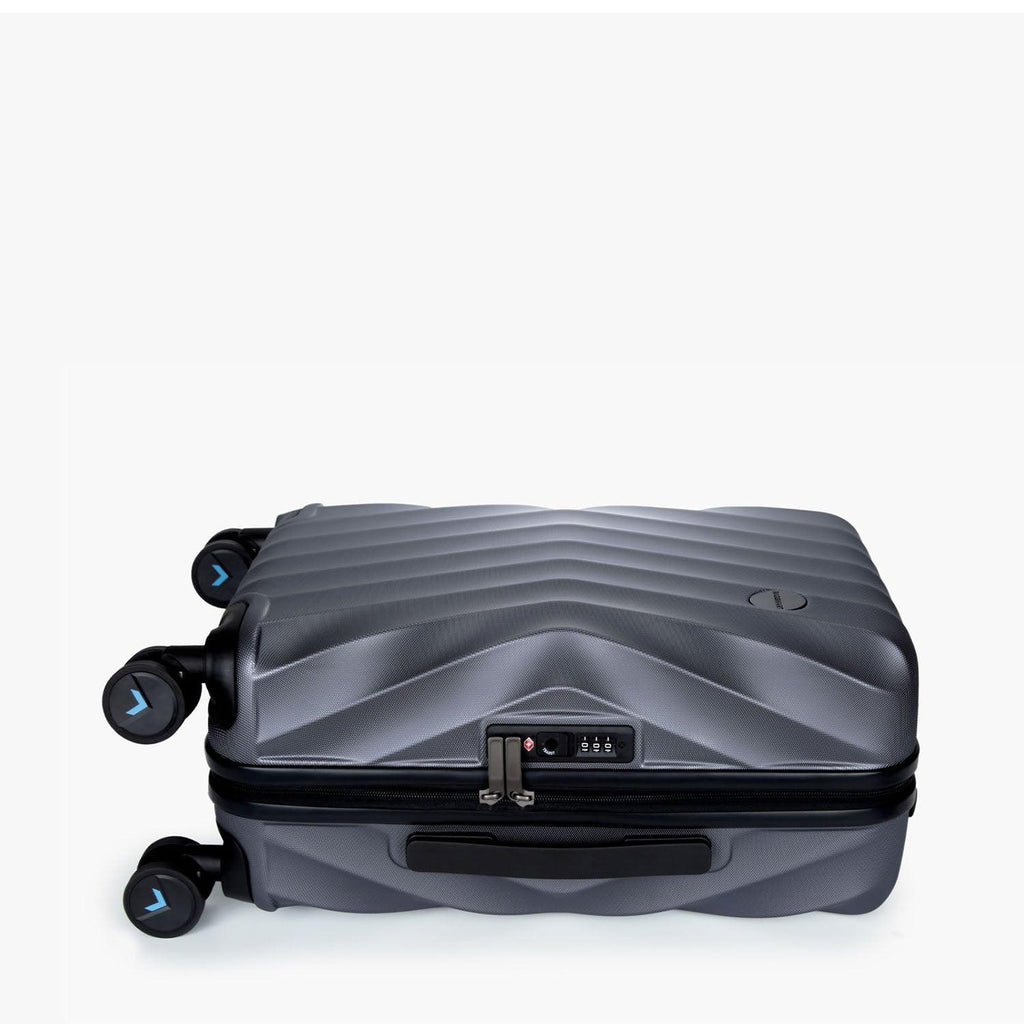 Globetrotter 20" Hardside Rolling Carry-on Stylish Suitcase