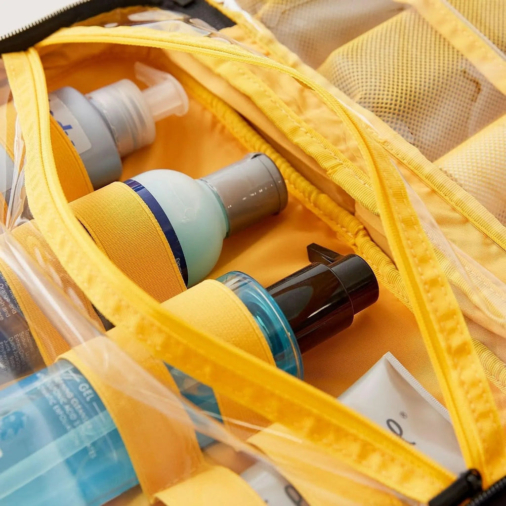 Paz Hanging Toiletry Bag