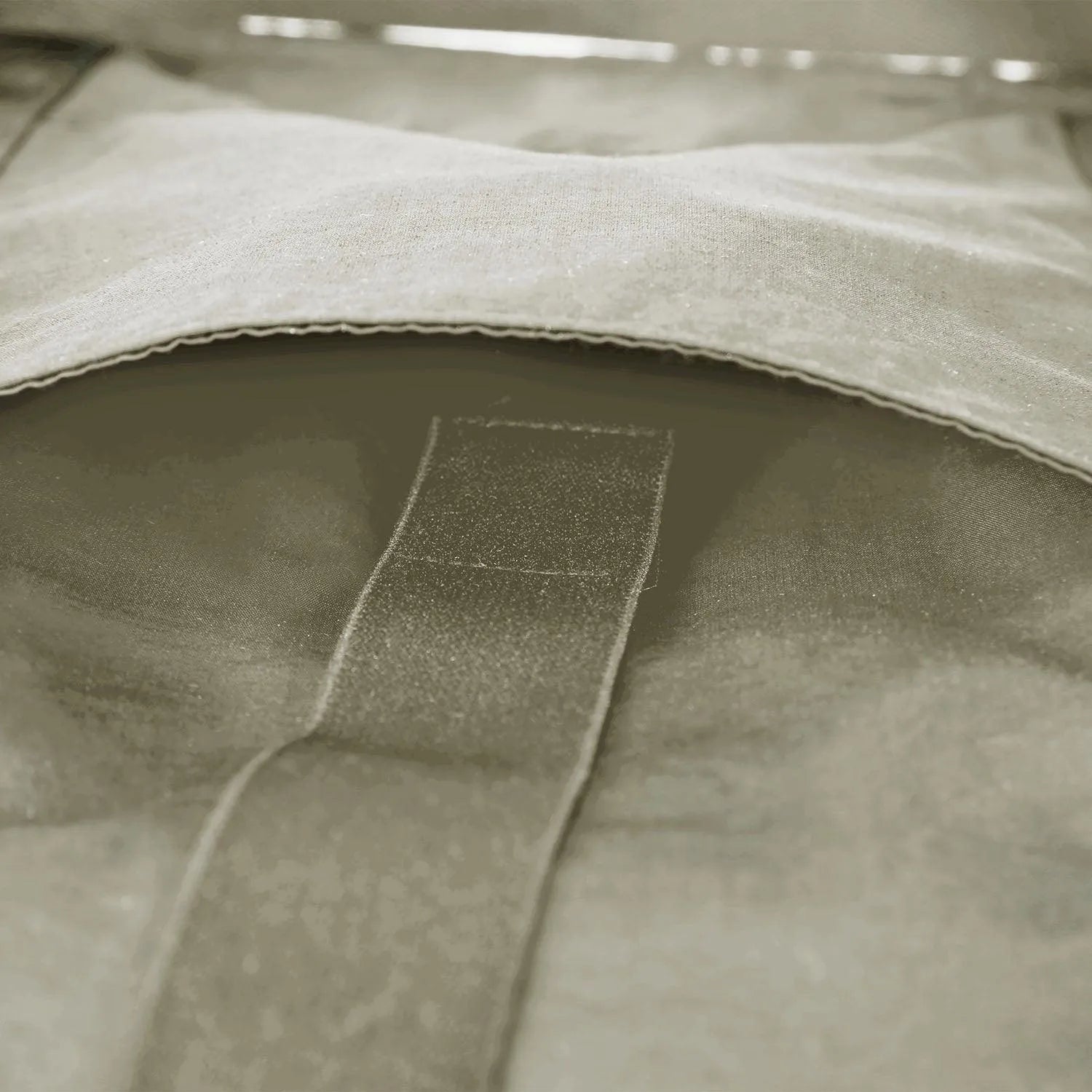 Zoraesque 18L-20L Tote