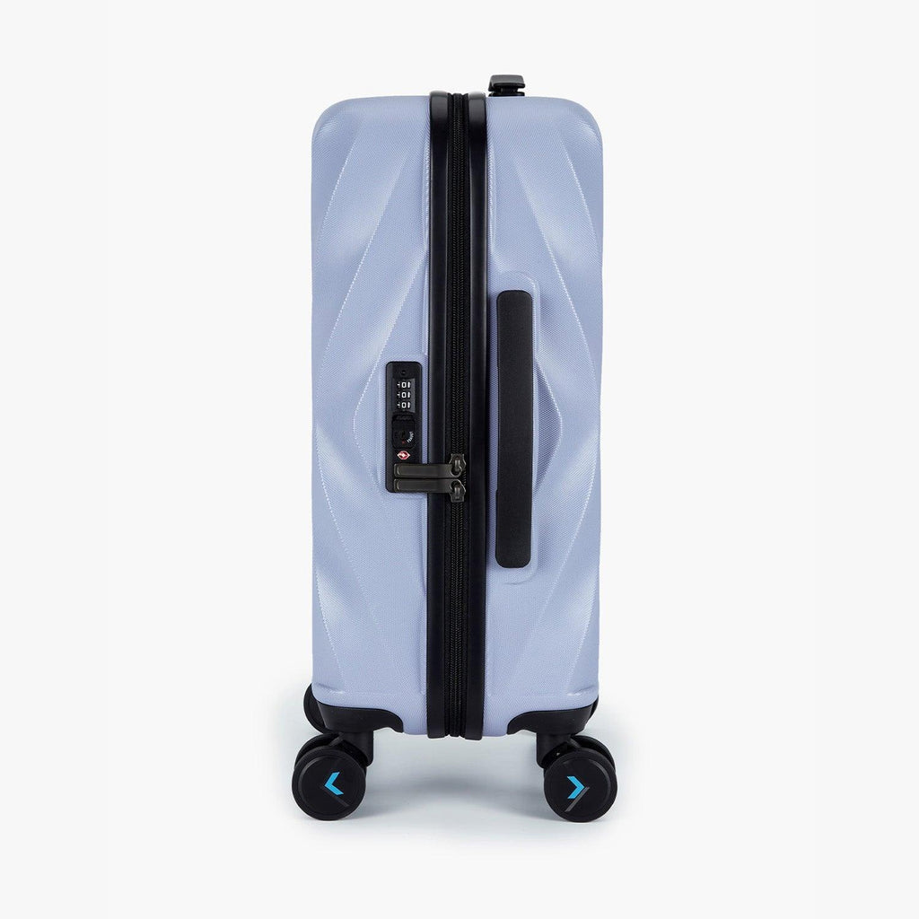 Globetrotter 20" Hardside Rolling Carry-on Stylish Suitcase