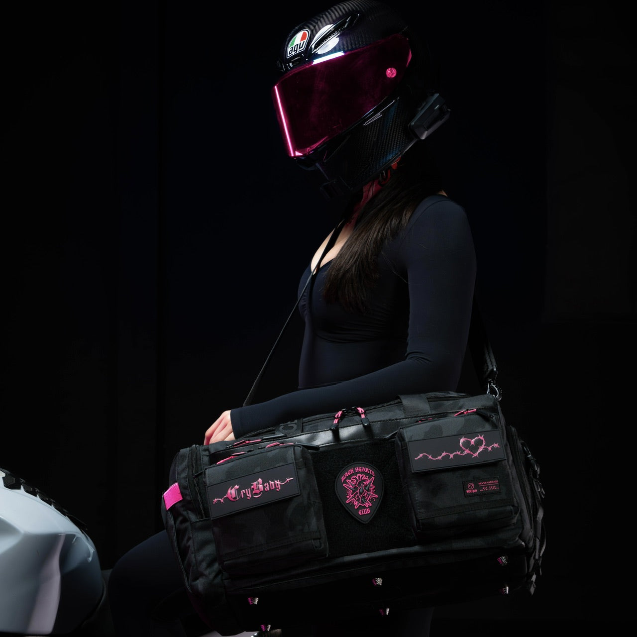 30L Perfect Duffle Bag Black Hearts