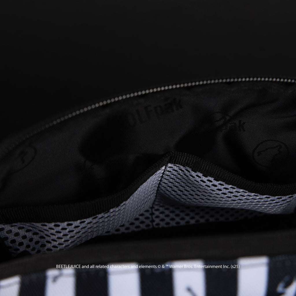 1.5L Crossbody Pack Beetlejuice