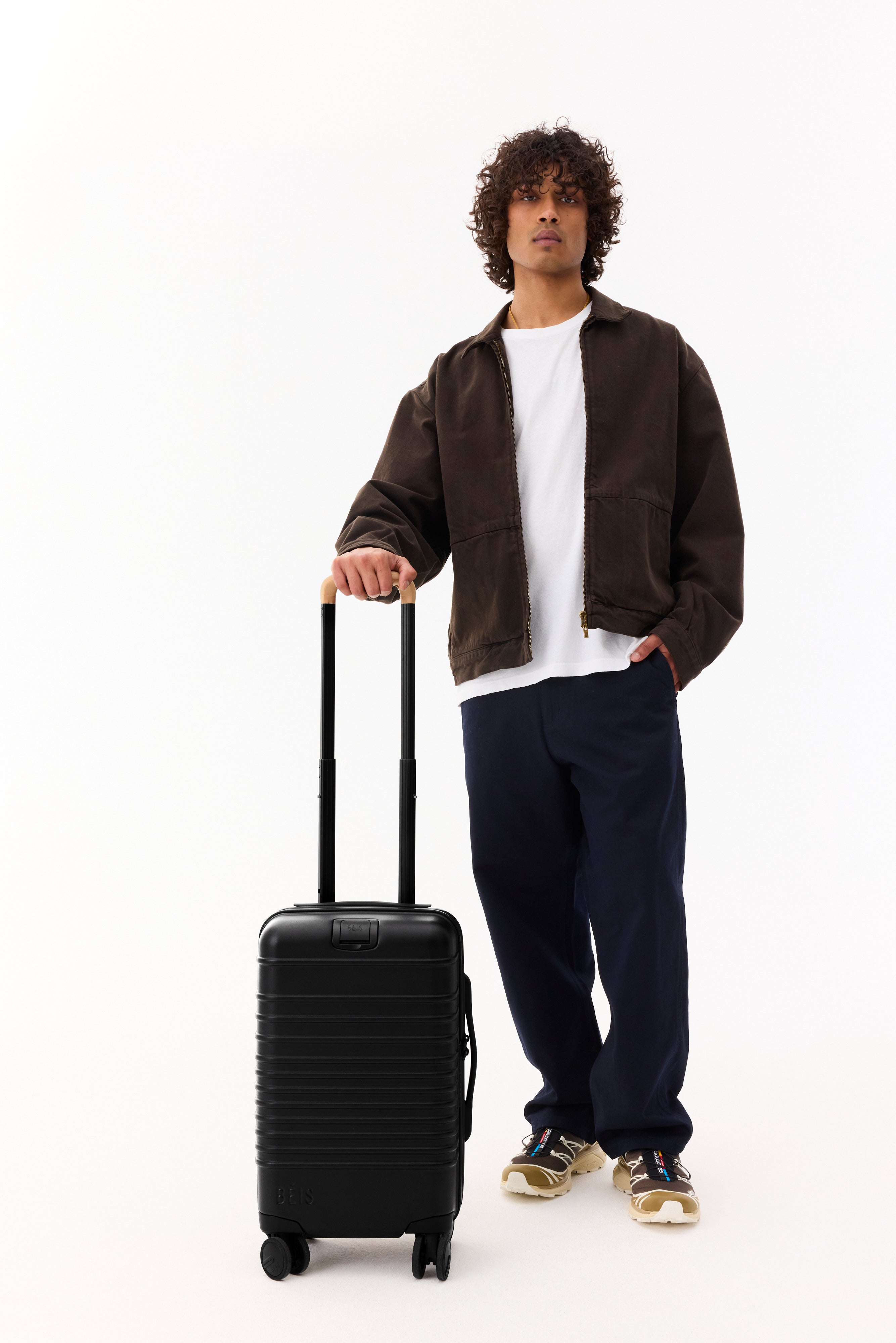 The Small Carry-On Roller in Black