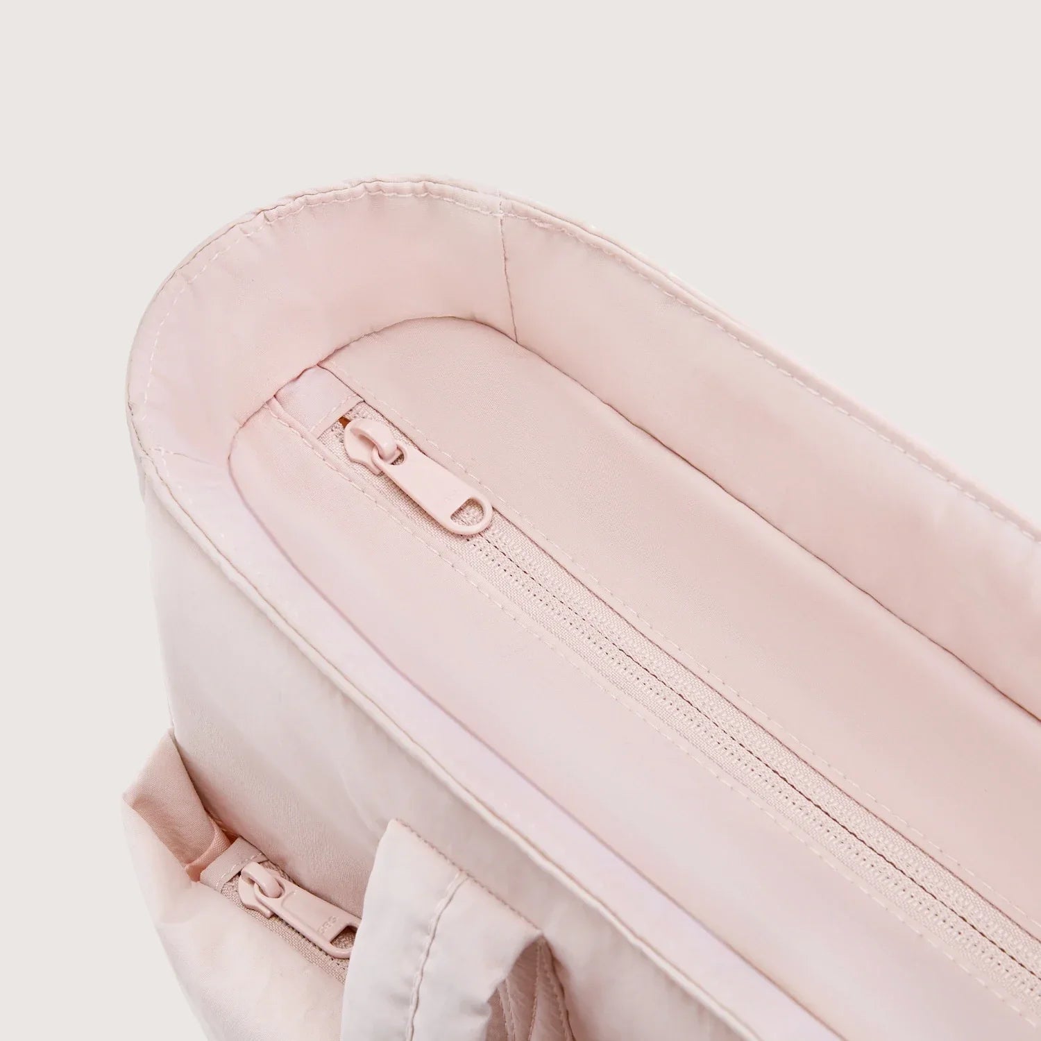 Crush 23L Laptop Tote