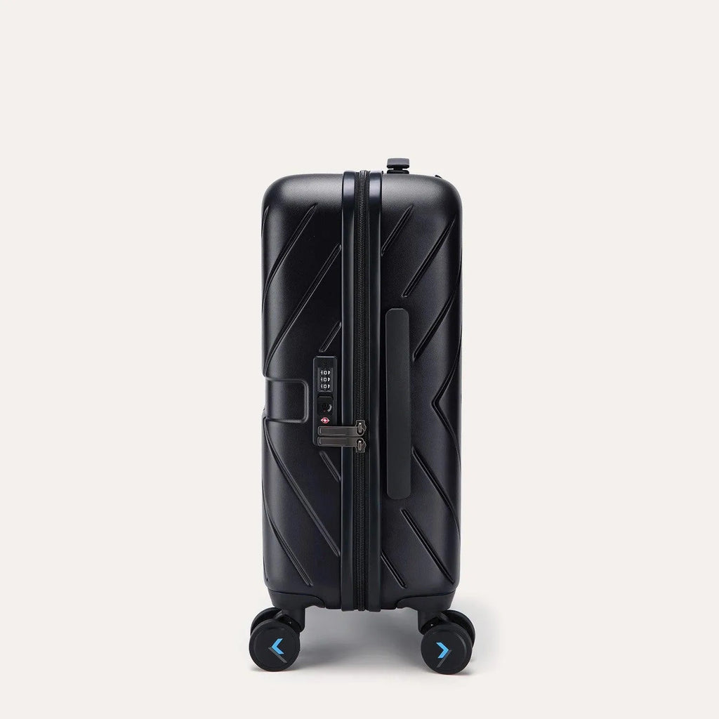 Daren 16-20 Inch Lightweight Hardside Carry-On Suitcase
