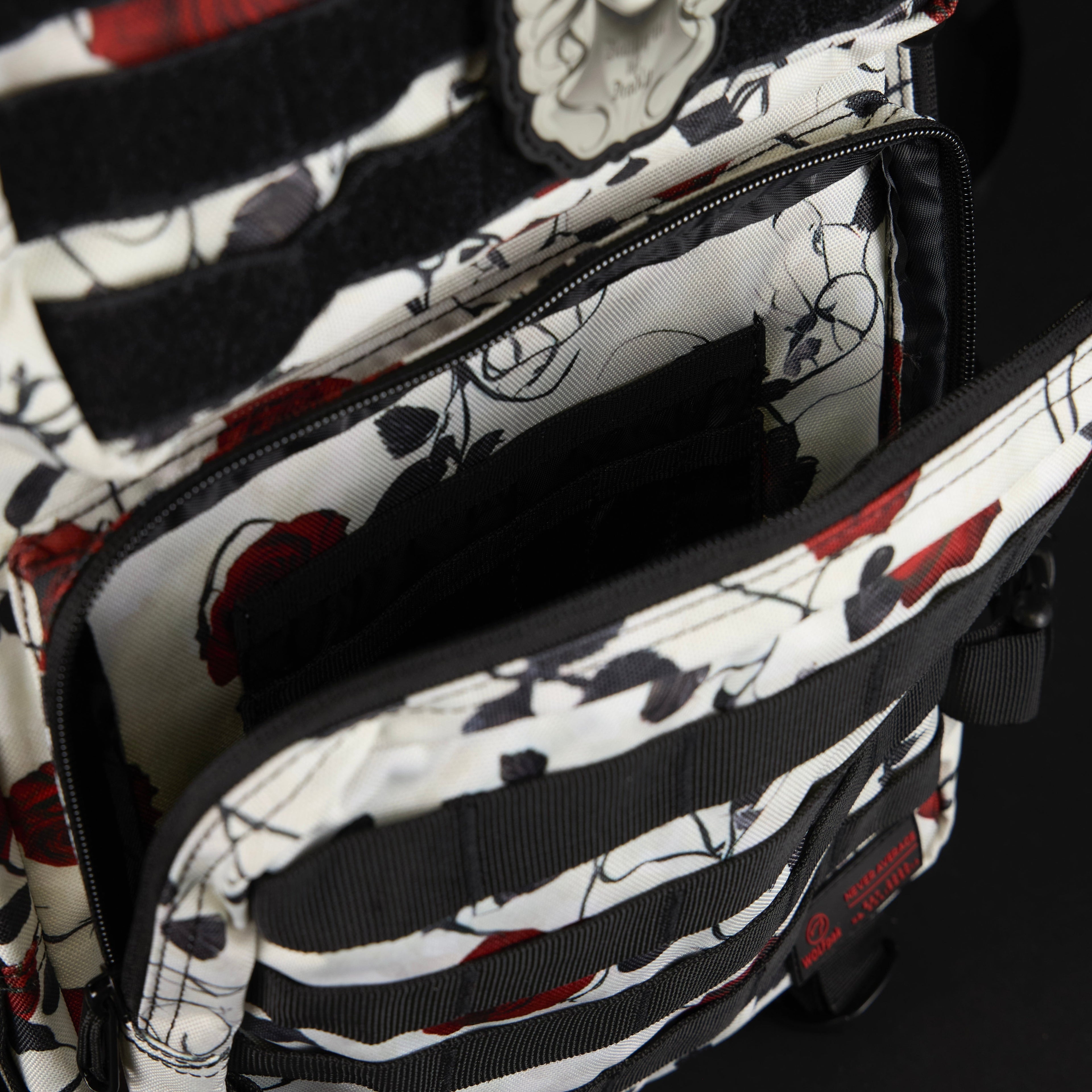 25L Backpack Deadly Bloom