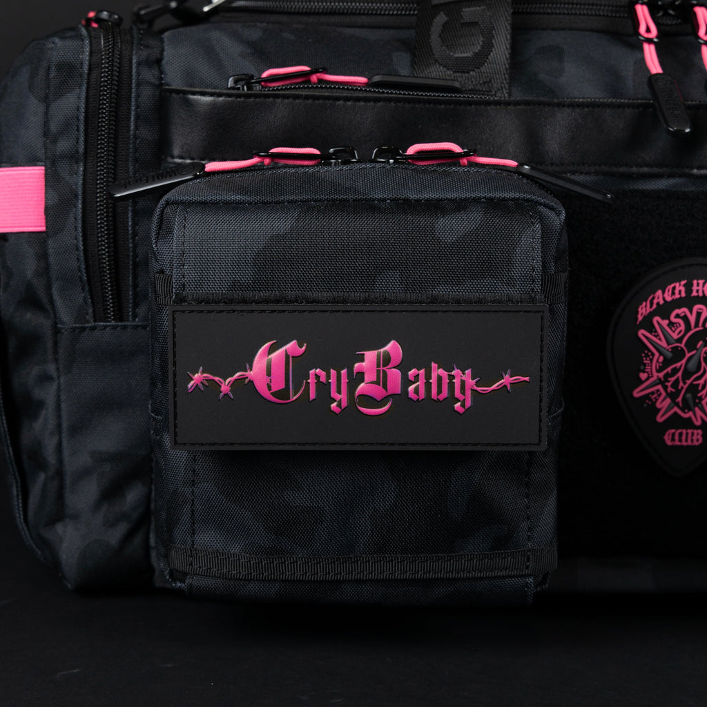 30L Perfect Duffle Bag Black Hearts