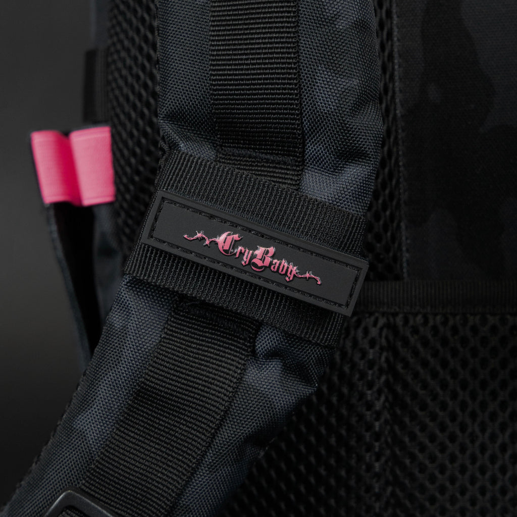 25L Backpack Black Hearts