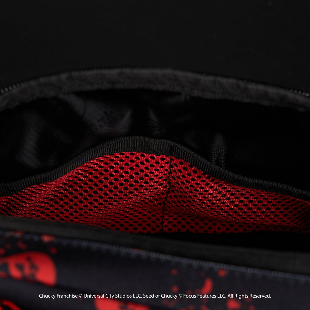 1.5L Crossbody Pack Chucky (PRE SALE)