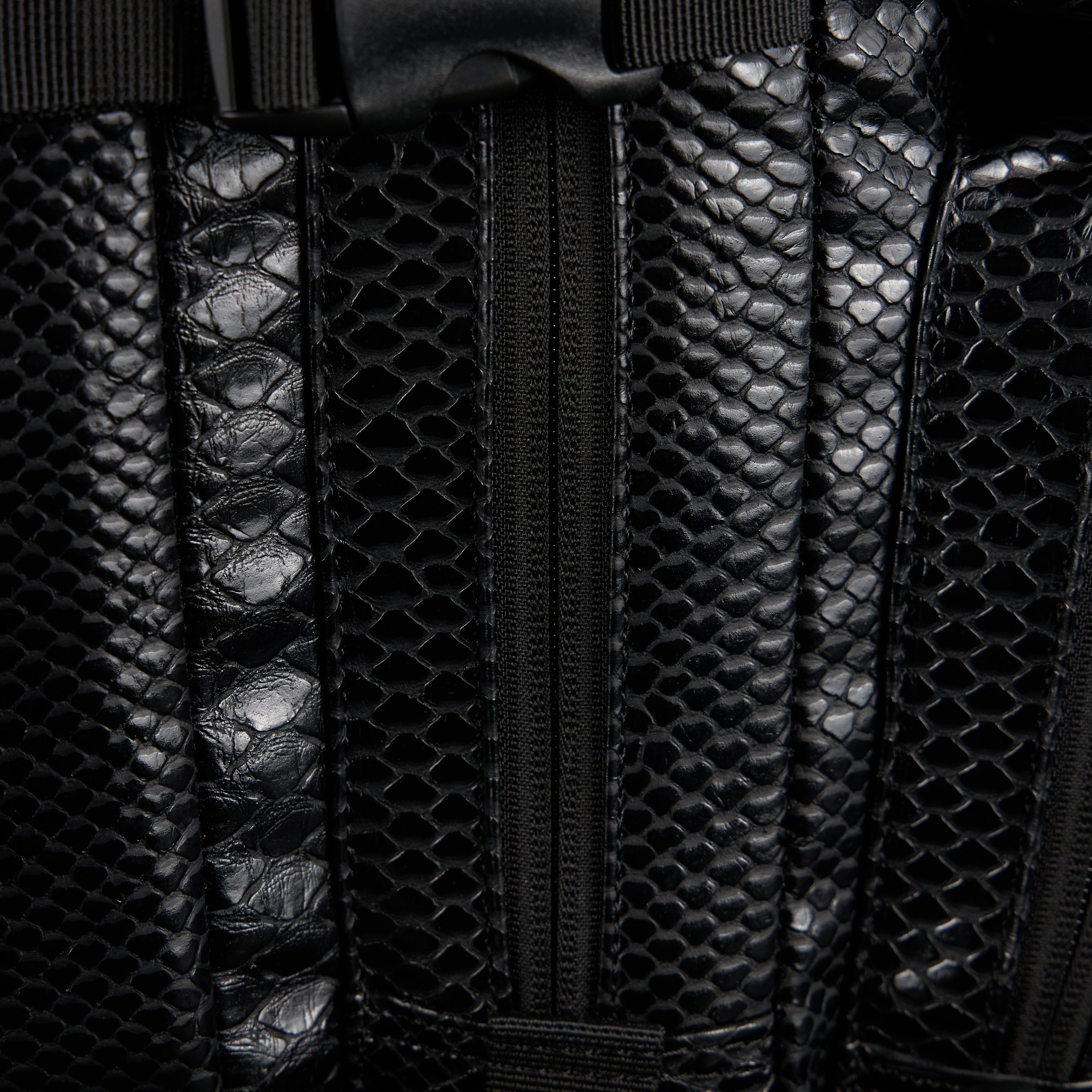 25L Backpack King Cobra