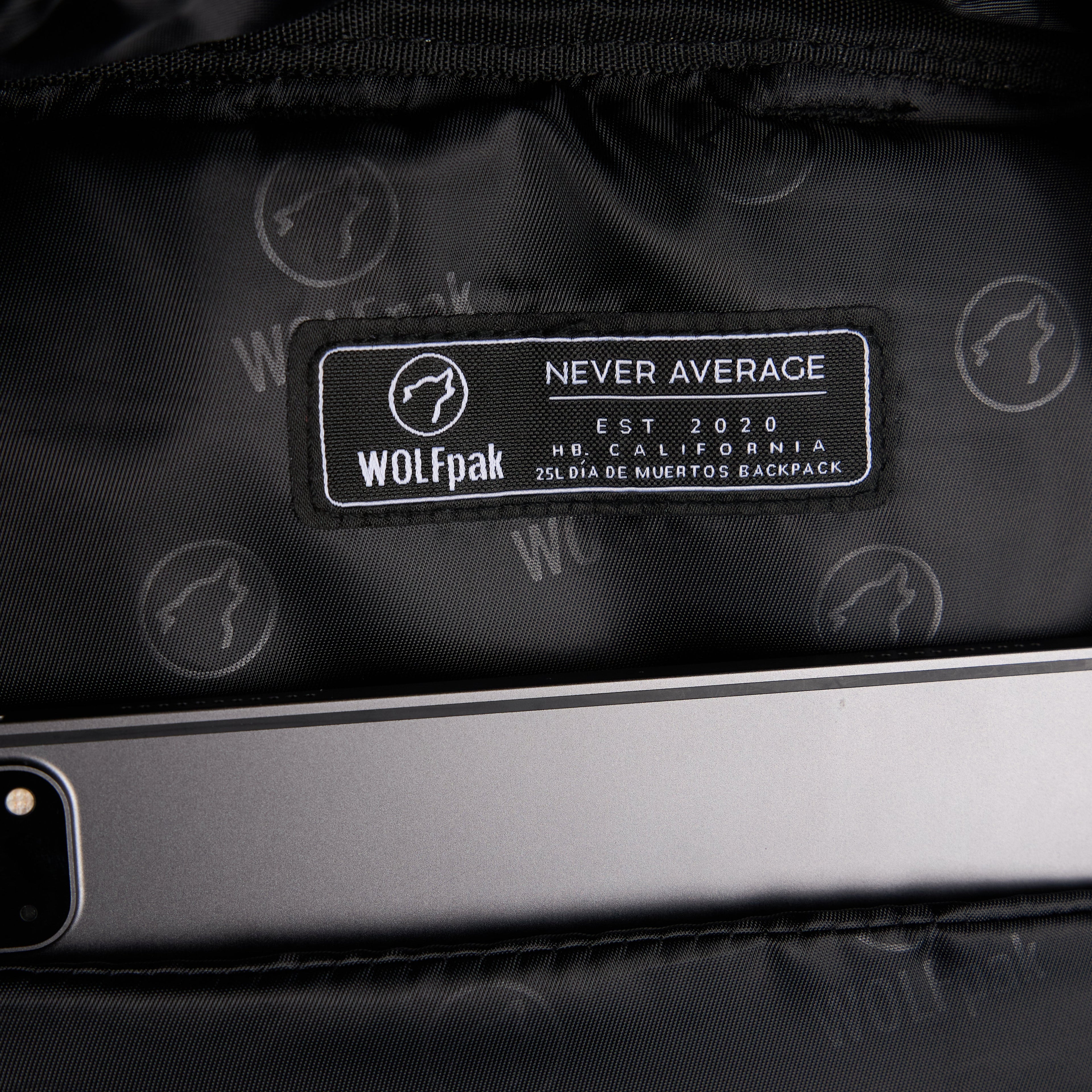 25L Backpack D¡a de Los Muertos