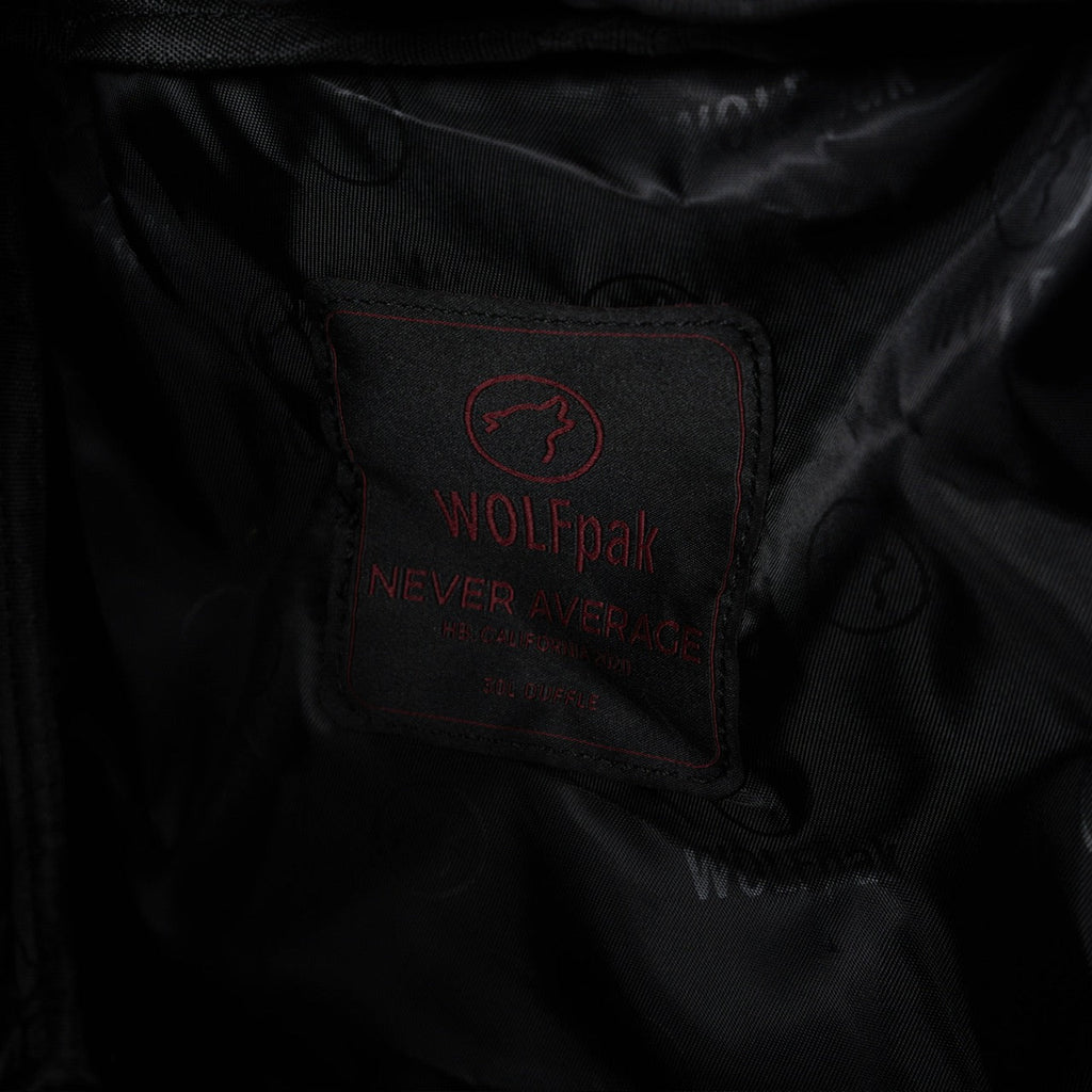 30L Perfect Duffle Bag Black Widow