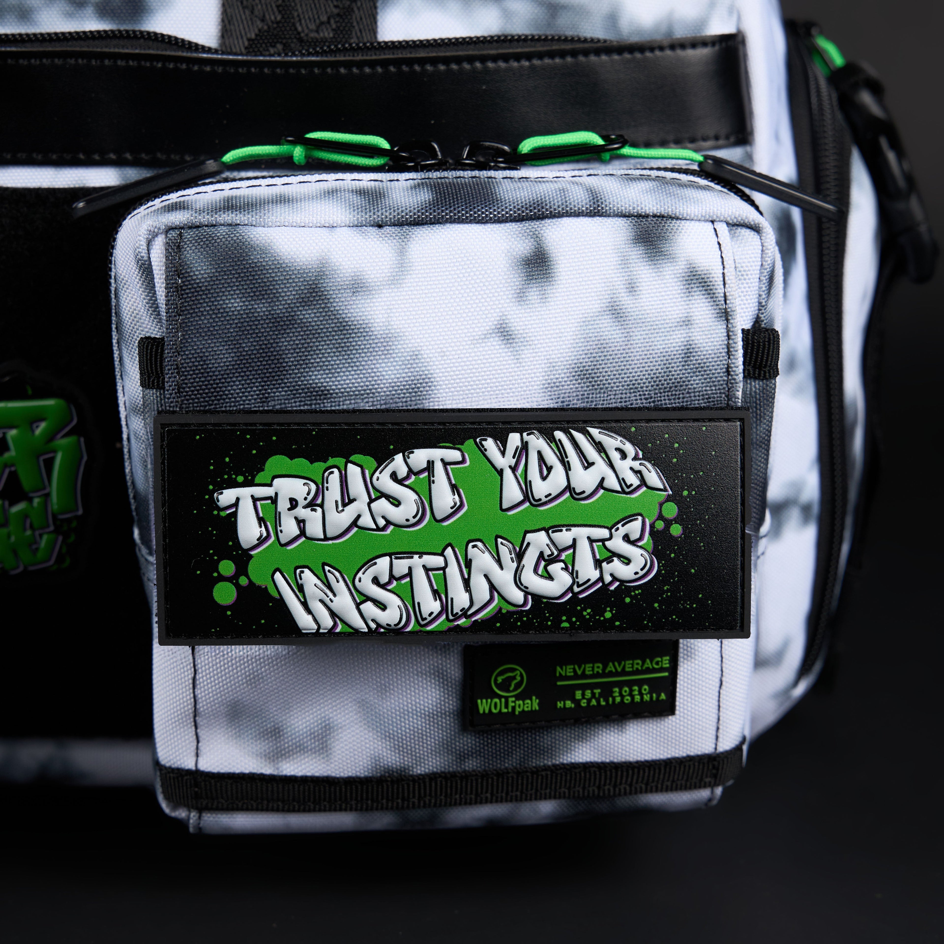 30L Perfect Duffle Bag Graffiti Green