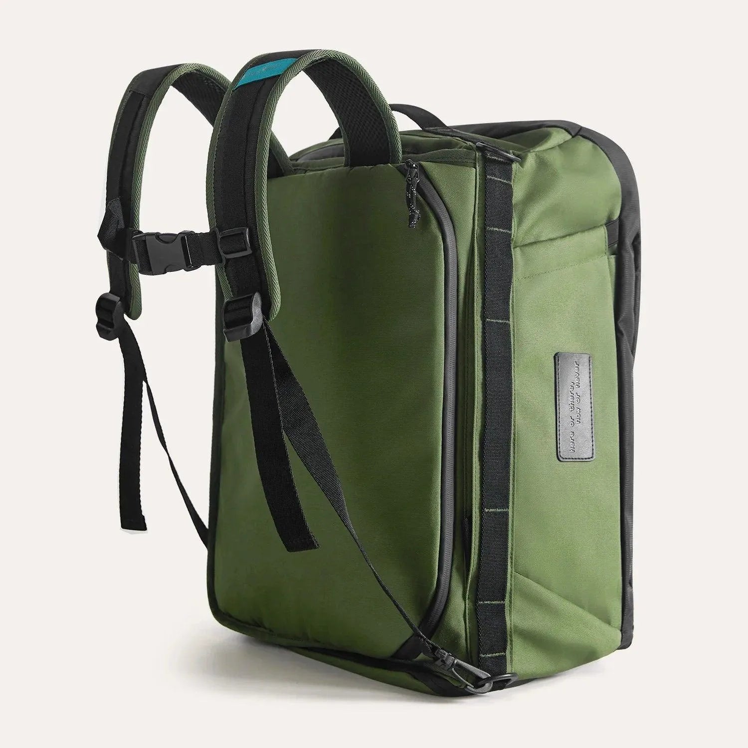 Paz 43L Duffle Backpack