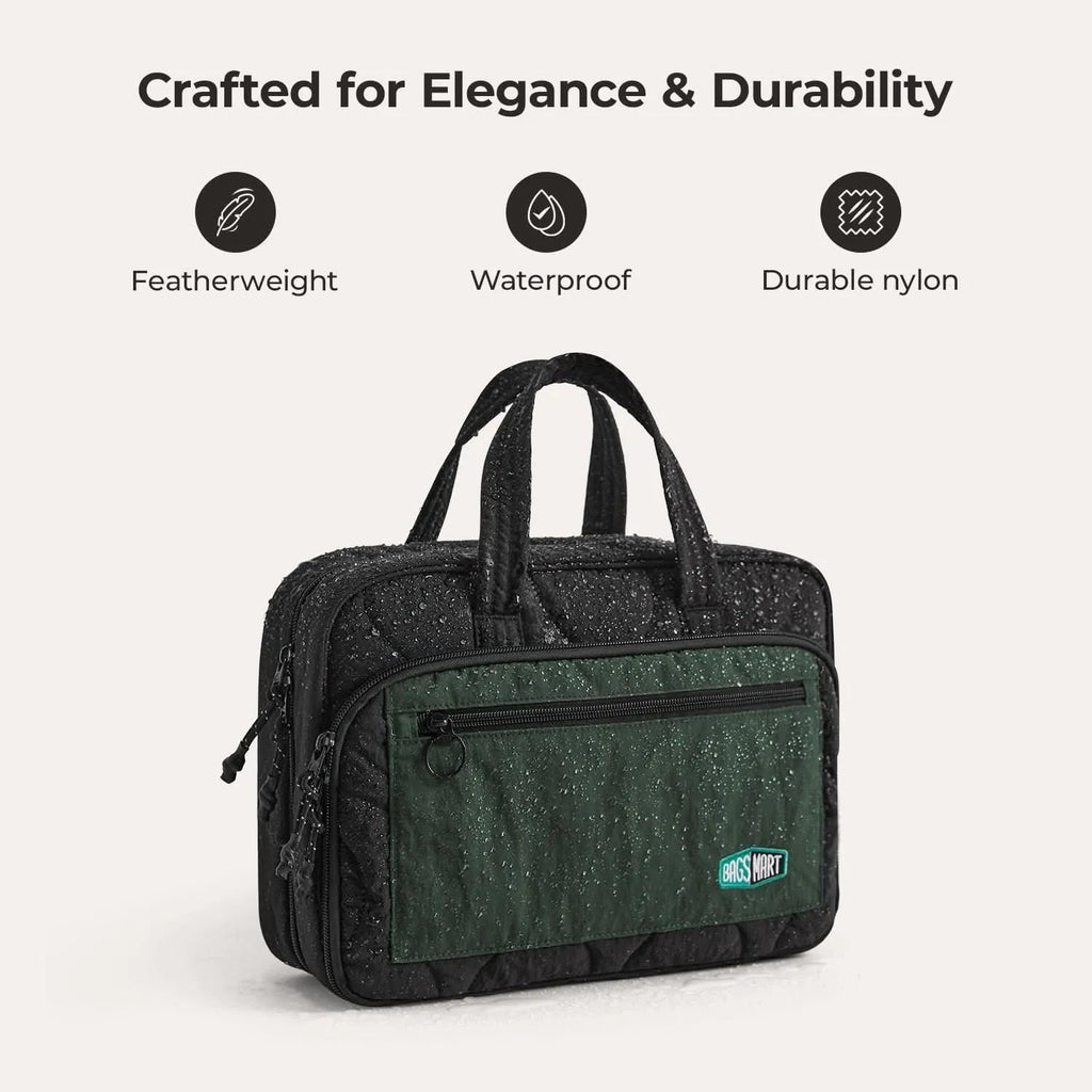 Paz Hanging Toiletry Bag